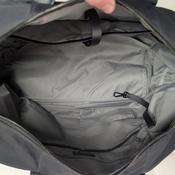 Away Everywhere Weekender Bag Travel Carry-On Duffle in Black - Picture 10 of 10